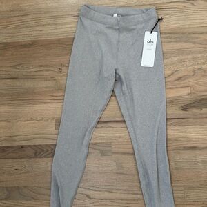 Alo Yoga brand new ribbed high-waist 7/8 blissful leggings; size medium/gray